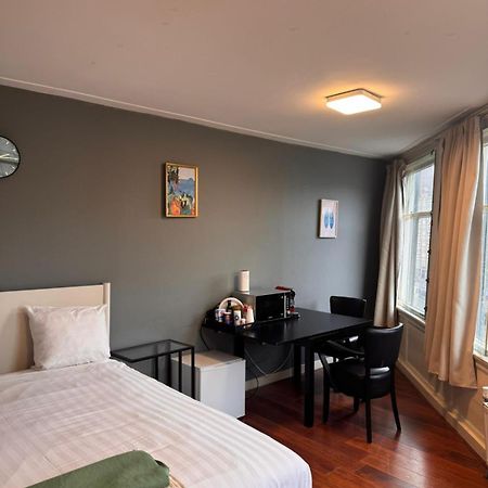 Central B&B Apartment In Amsterdam Extérieur photo